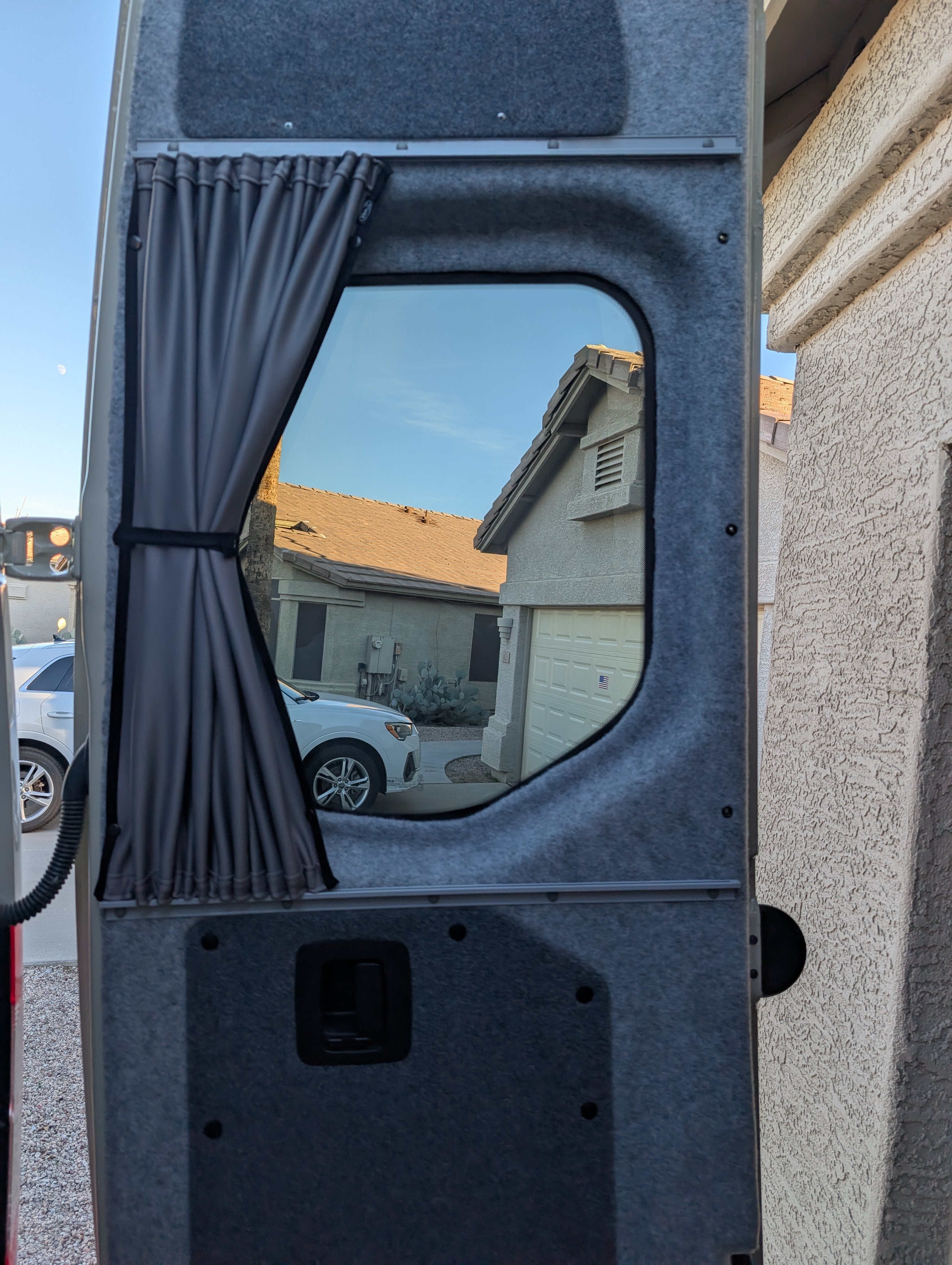 Sprinter Curtain set for rear doors – Vans and Camper
